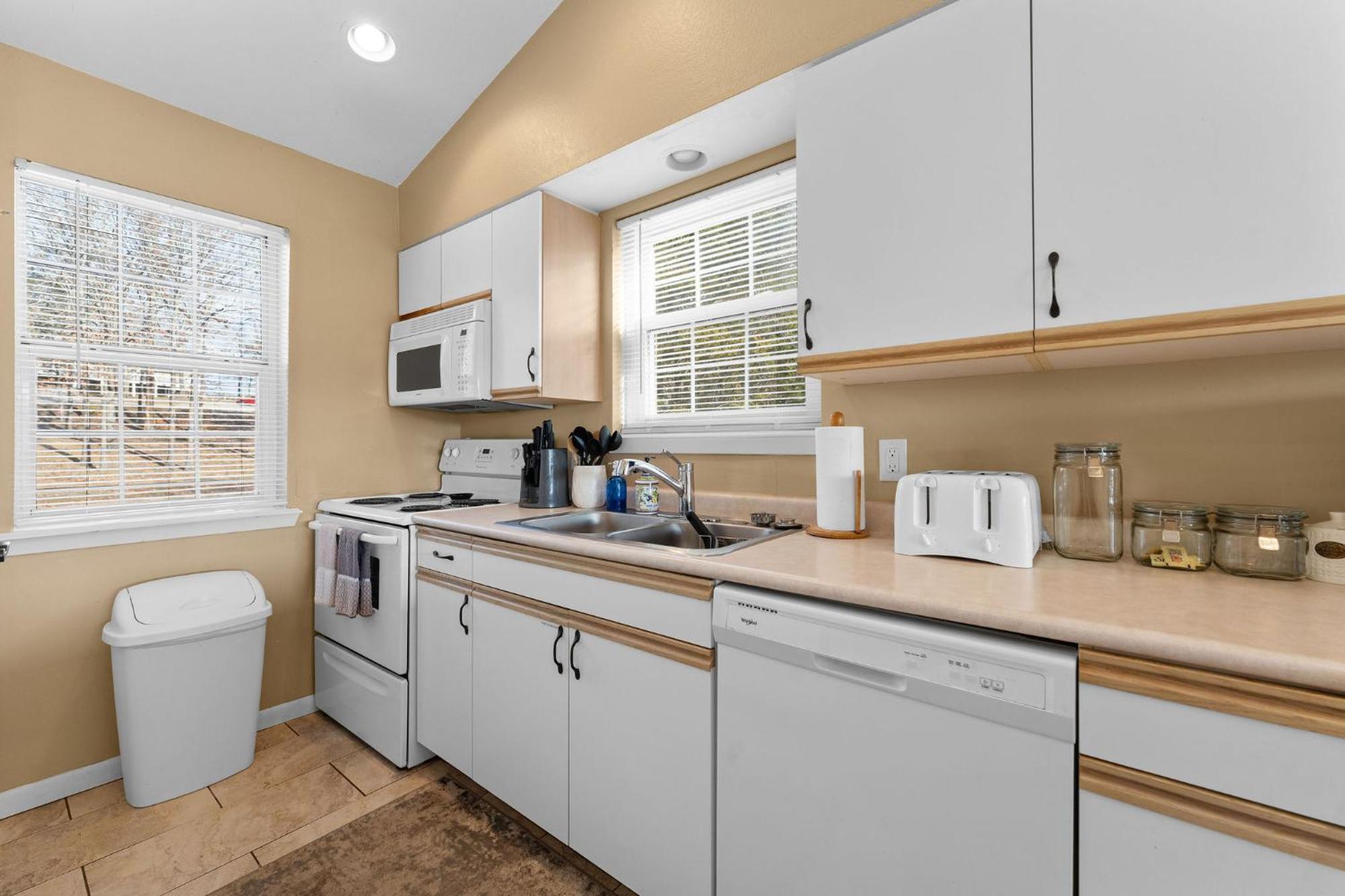 Cozy Top Floor 2Br Condo With View And Amenities!! Point Lookout Exterior foto