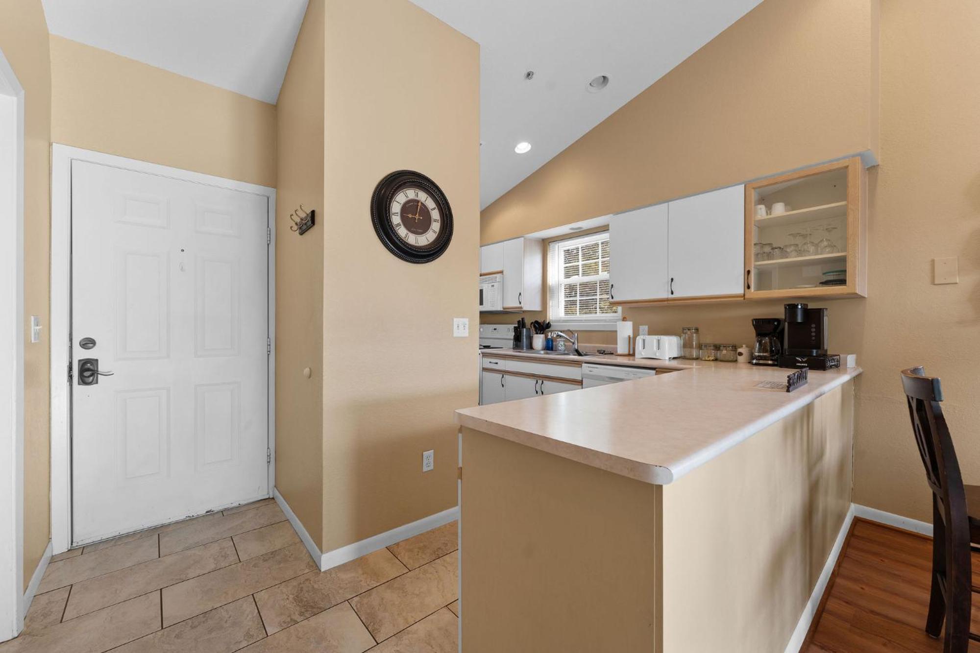 Cozy Top Floor 2Br Condo With View And Amenities!! Point Lookout Exterior foto